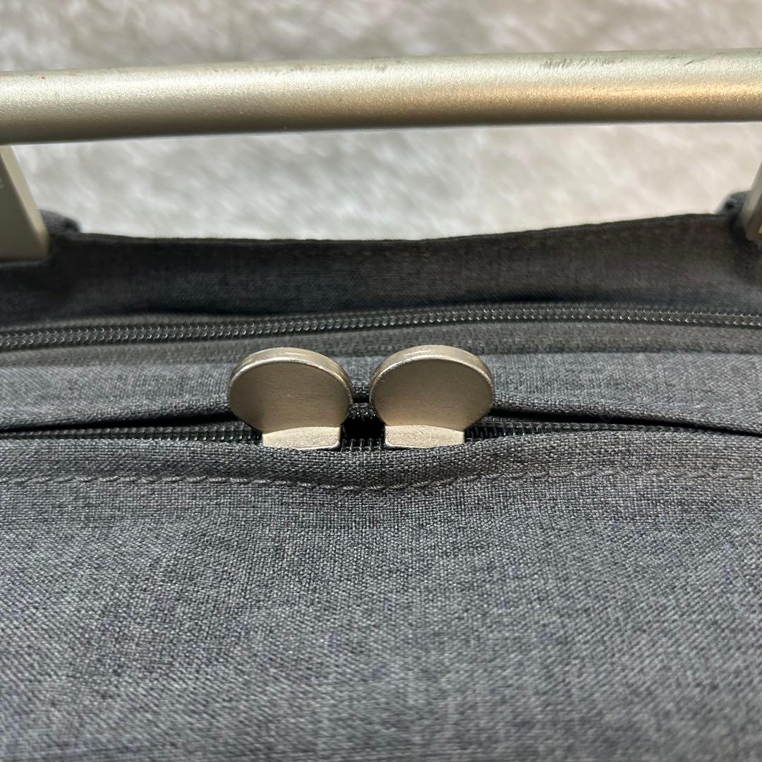 美品⭐︎サムソナイト×スタルク ZAB 拡張式リュック グレー