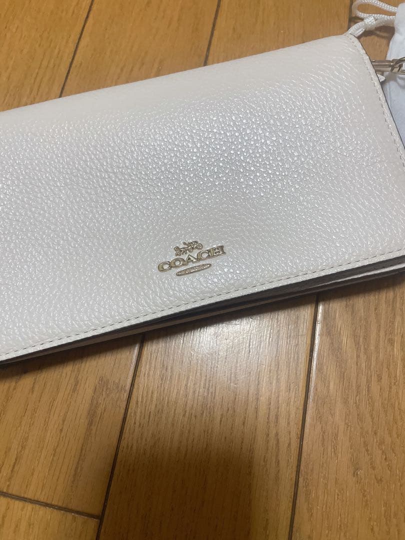 COACH ホワイトレザー ショルダーバッグ スマホショルダー ウォレット