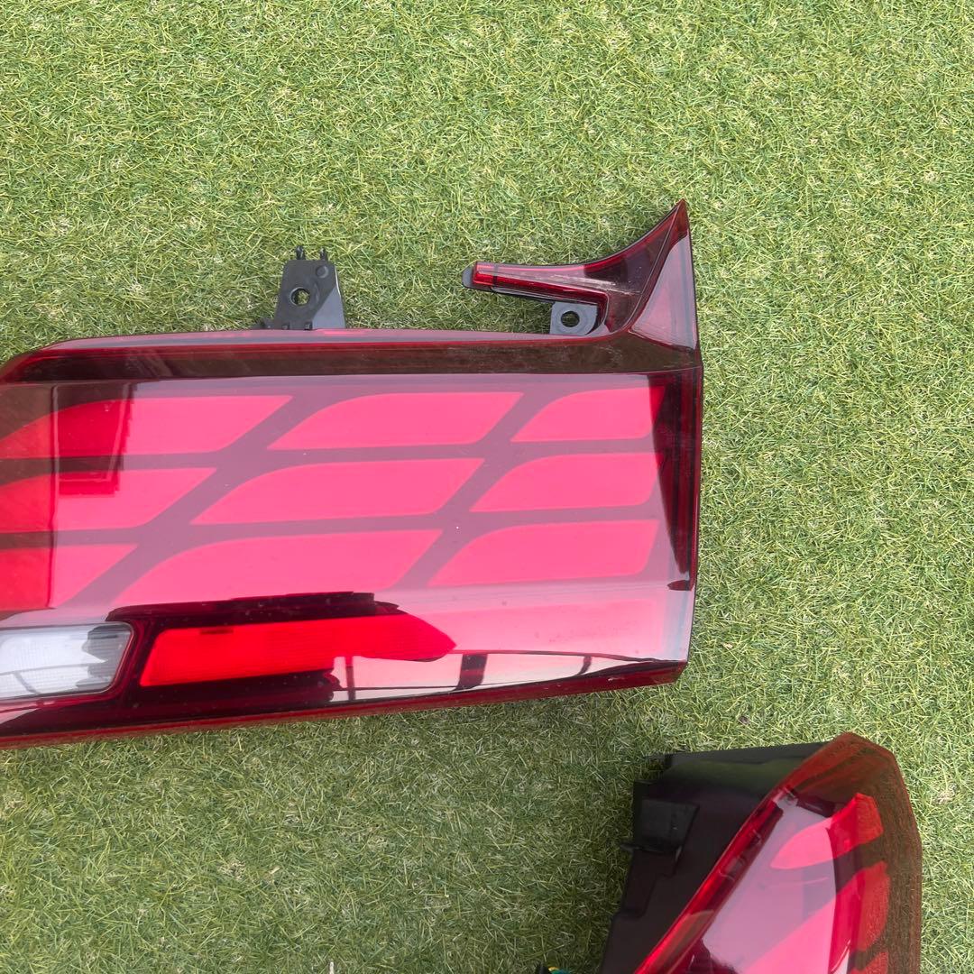 40風アルファード 30後期テールガーニッシュ