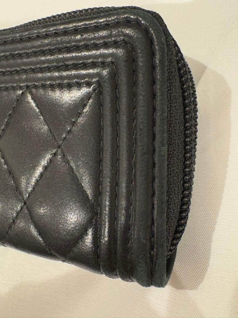 CHANEL シャネル　ジップパース