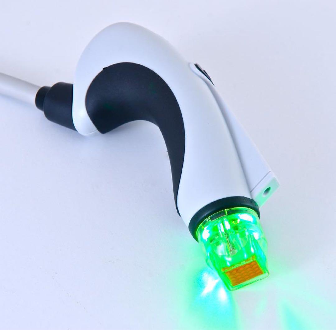 BeBe 業務用美容機器　キャビテーションラジオ波サーマルフラクショナ