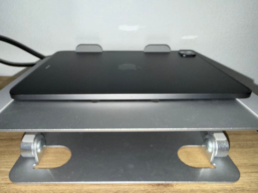 美品！　iPad Pro 11 第3世代 128GB WI-FIモデル