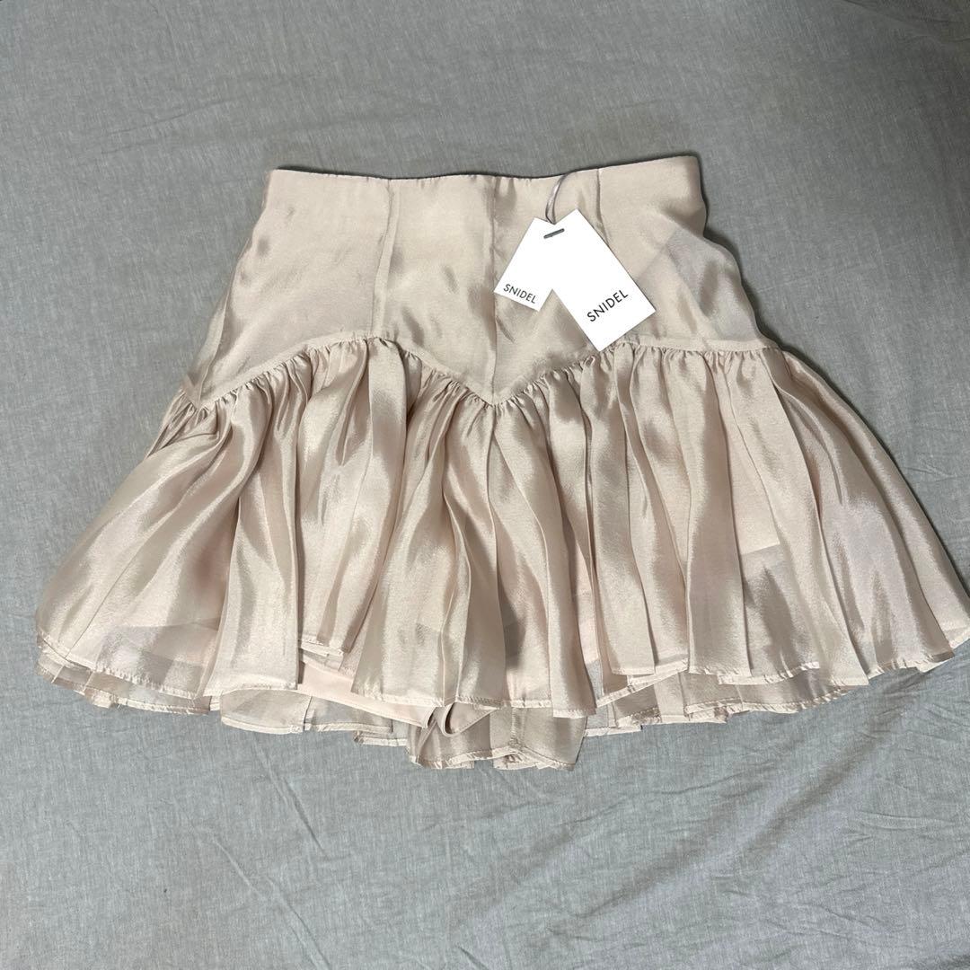 最終値下げ　スナイデル オーガンフリルショートパンツ SWFP241220