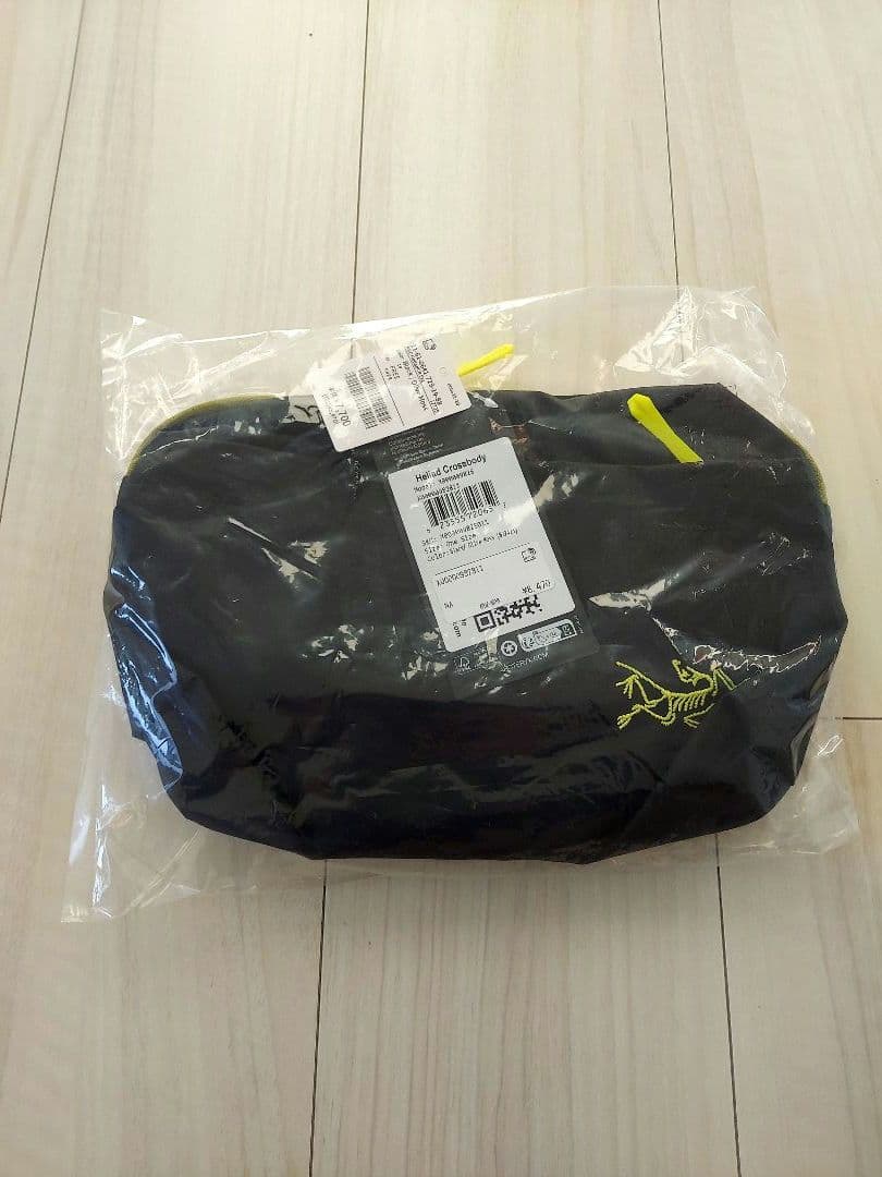 よこ 新品ARC’TERYX Heliad Crossbody BEAMS