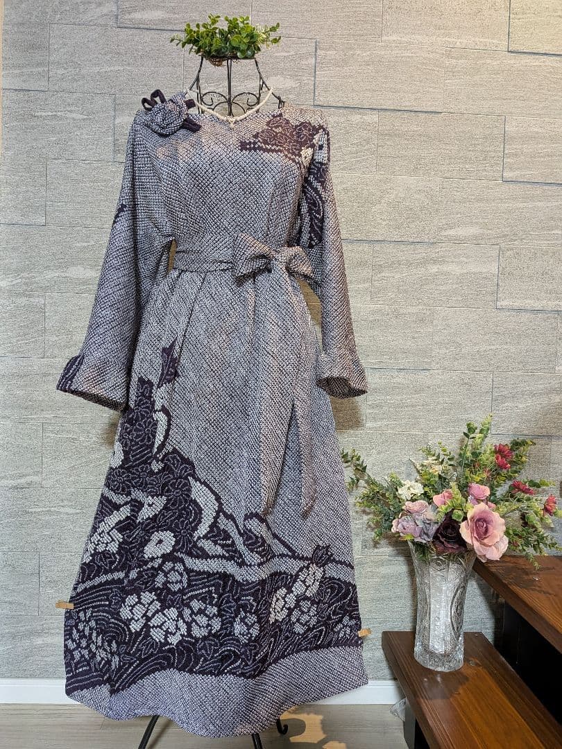 A261総絞り着物リメイクギャザーワンピース★リボン・ブローチ