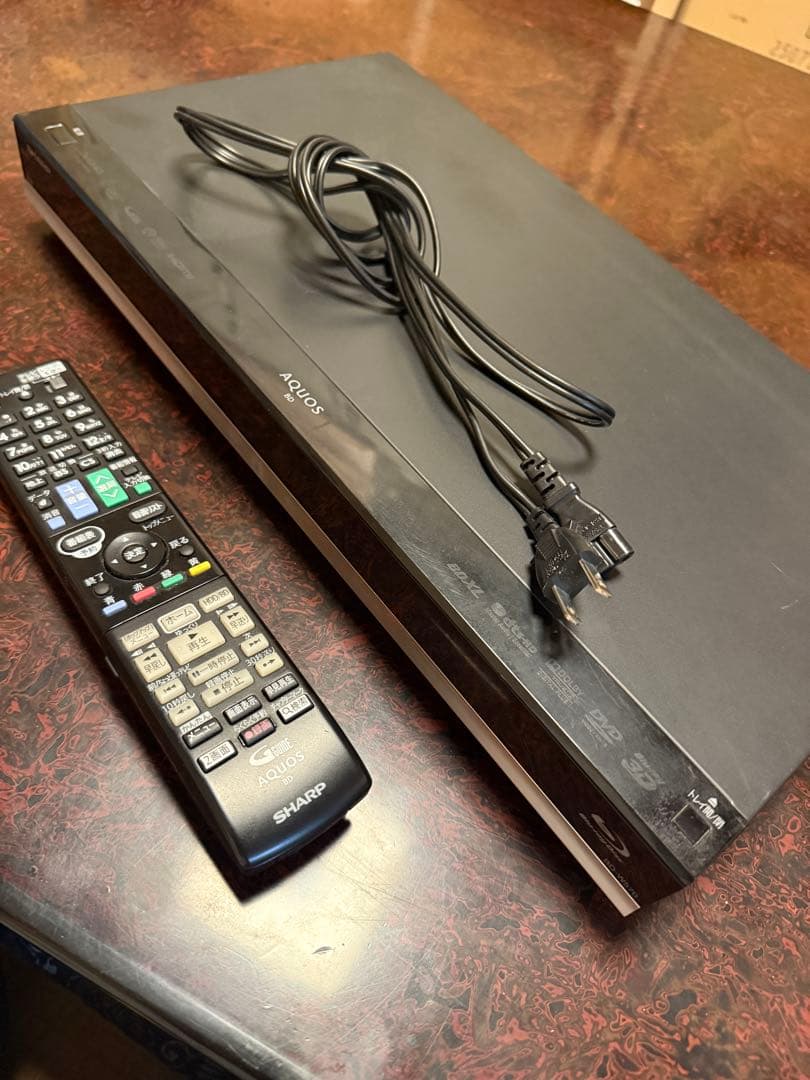 シャープAQUOS Blu-ray BD-W570 動作確認済、初期化済み