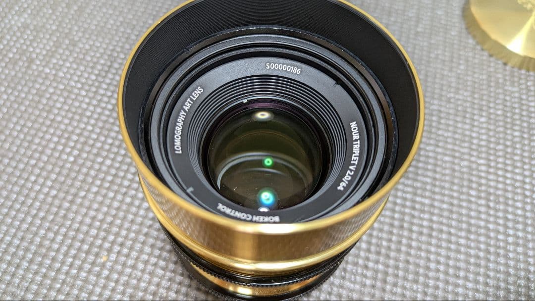 レンズ(単焦点) lomography nour triplet v 2.0/64