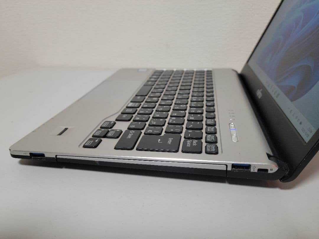 富士通 LIFEBOOK S936ノートパソコン　i5/8GB/256GB