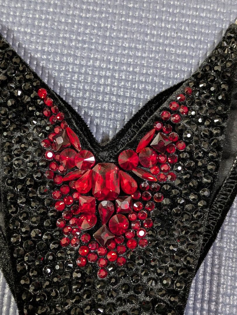 ボディフィットネス競技用コンテスト用ビキニ(黒・赤) APF JBBF等