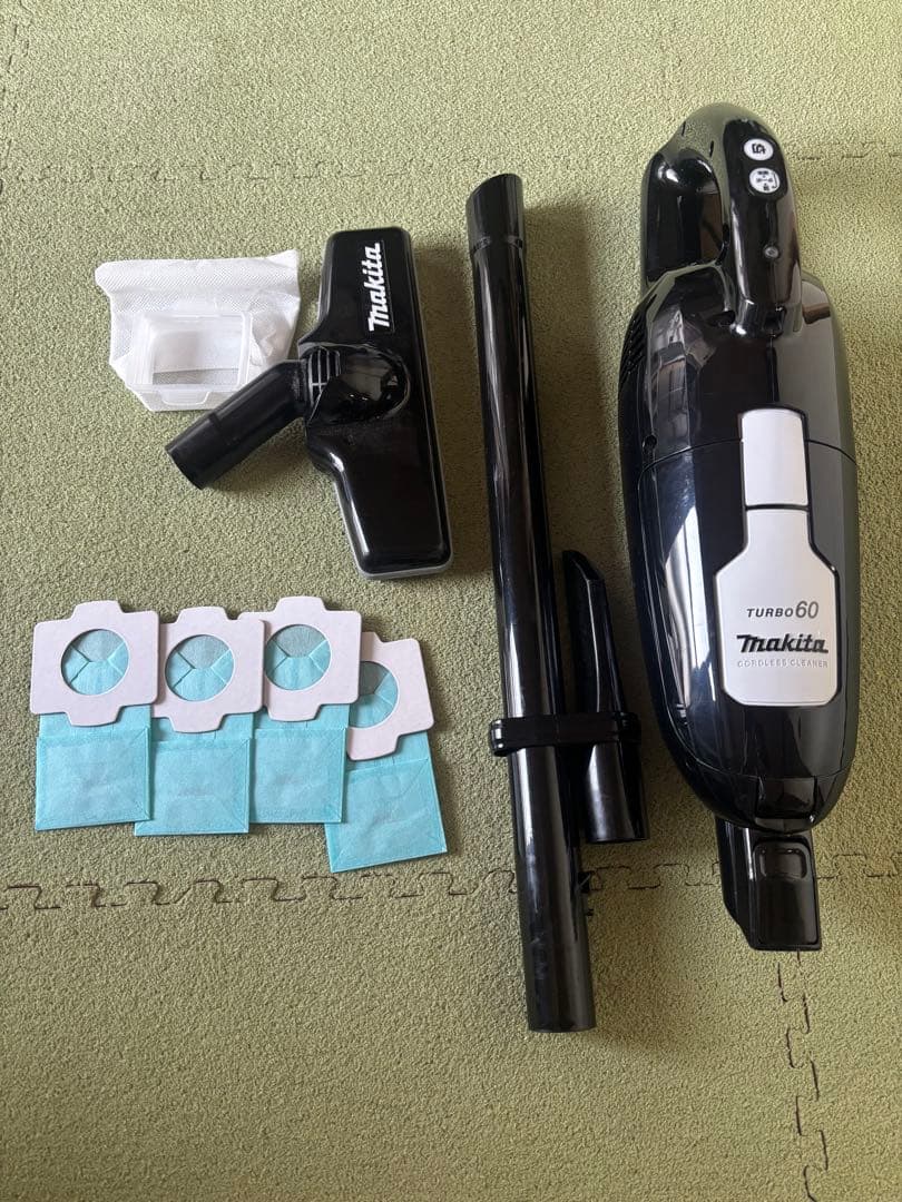 Makita CL113FD 充電式クリーナー 本体　ターボ60