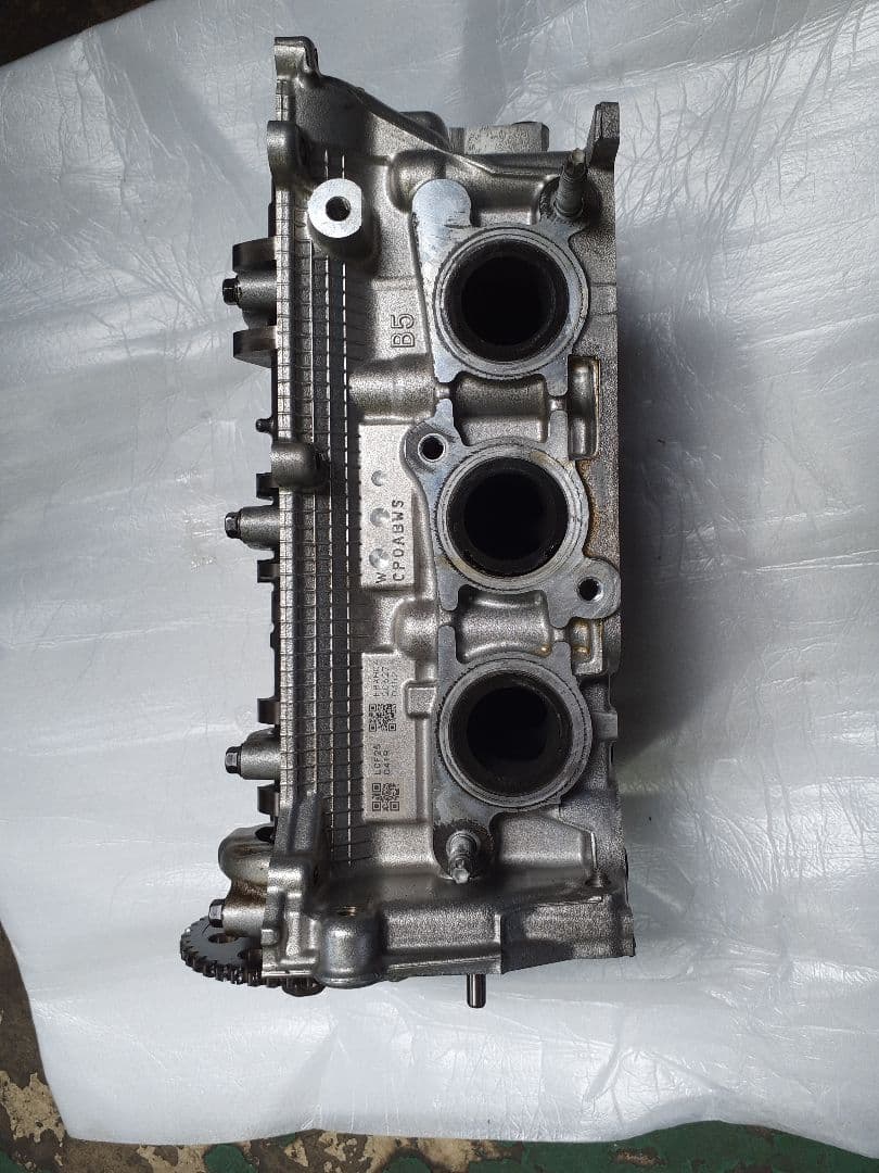 スズキ純正　エブリDA17W　エンジンシリンダーヘッド