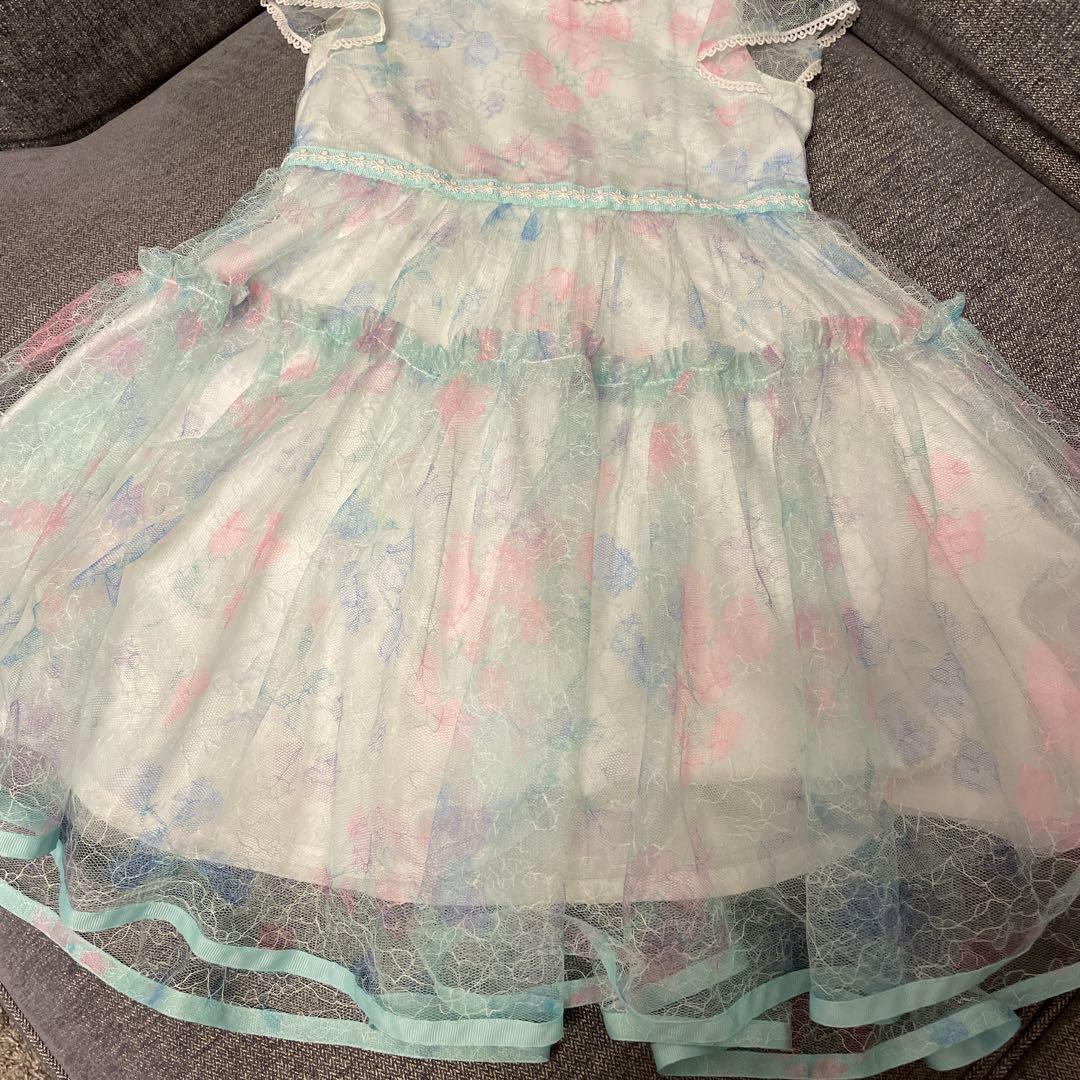 美品メゾピアノ　総レース花柄フリル付きドレス　110