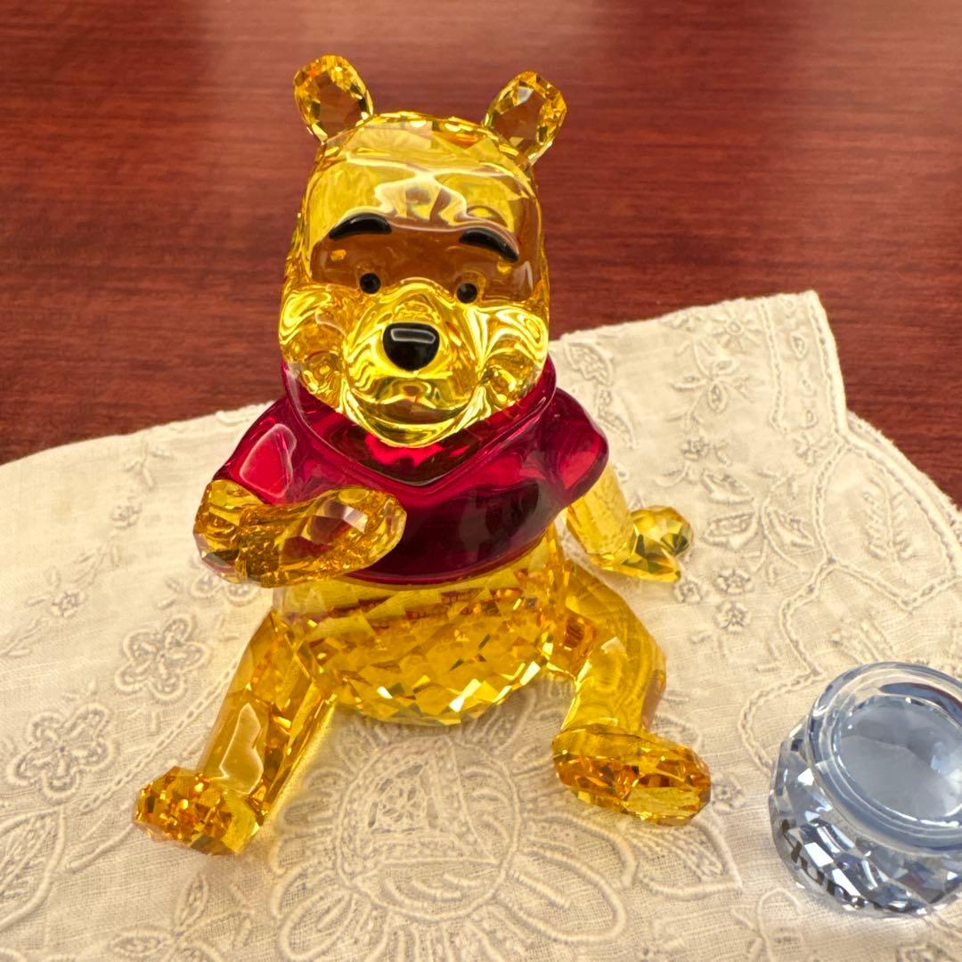 スワロフスキー くまのプーさん　置物