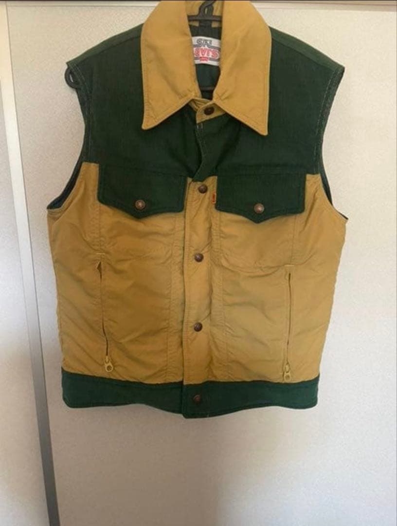 8*0様 キムタク着　ski Levis ダウンベスト　同型同色