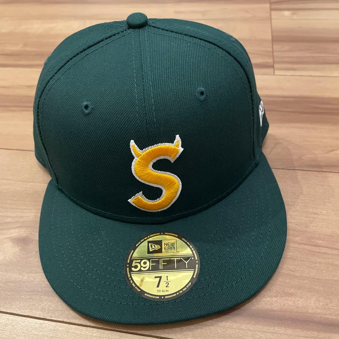 Supreme S Logo New Era キャップ グリーン 7 1/2
