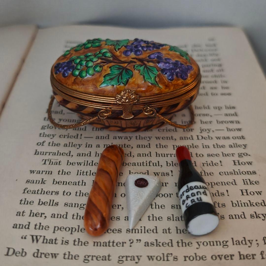 限定生産リモージュボックス　ぶどうがいっぱいのピクニックバスケット　フランス製