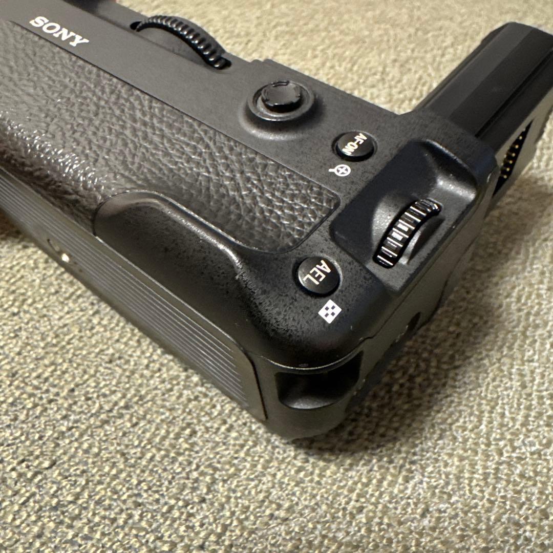 α9・α7RIII・α7III用縦位置グリップ　SONY VG-C3EM