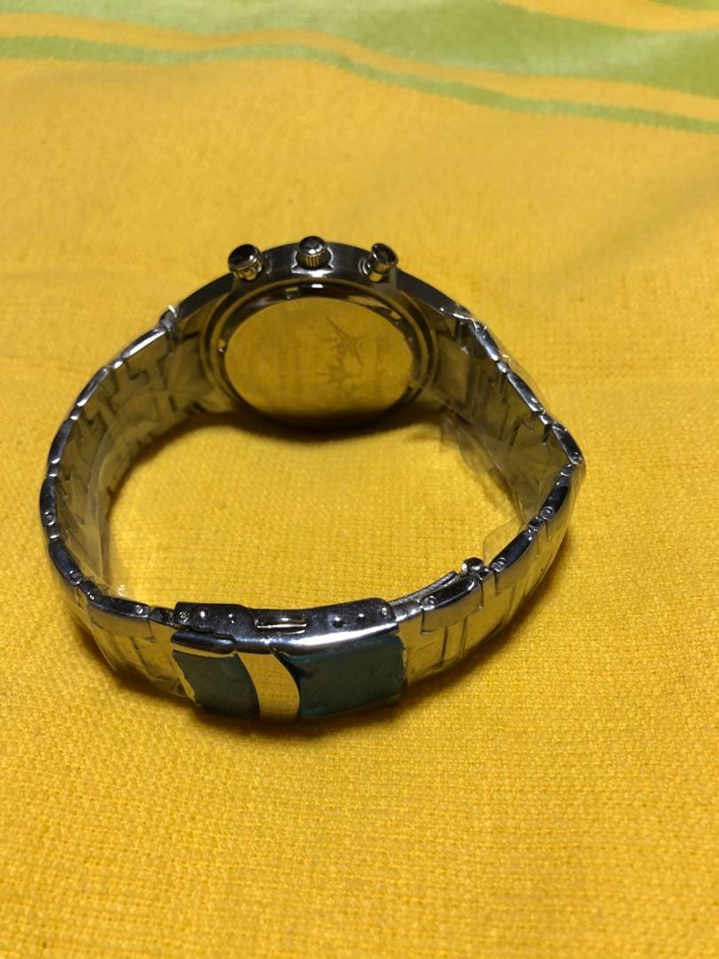 ブルーインパルス　クロノグラフ腕時計。