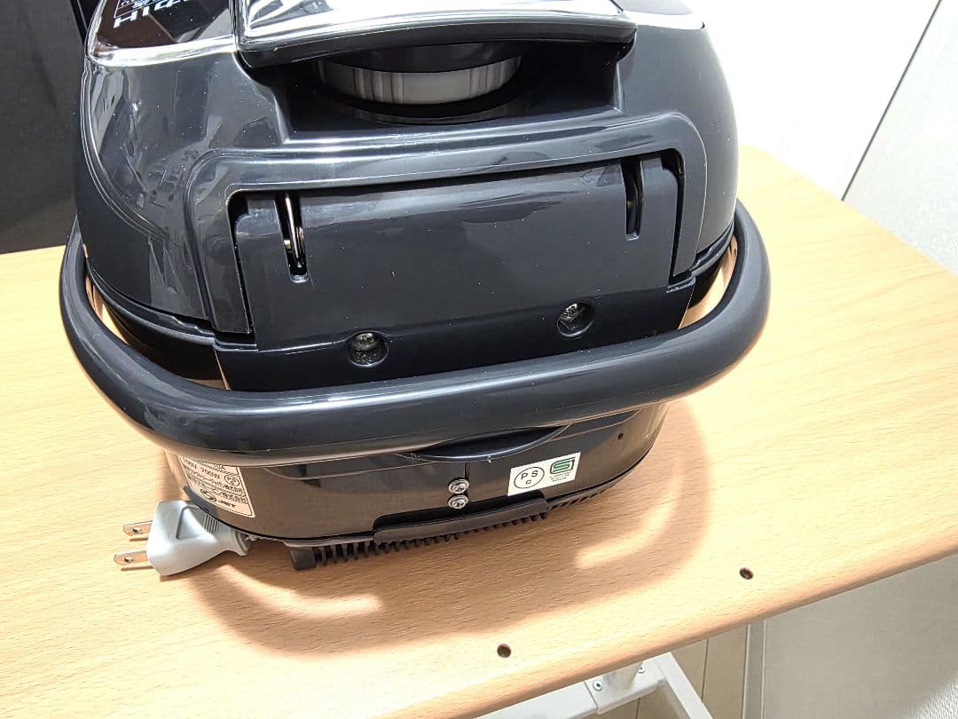 ​象印 NP-RT05-BA 圧力IH炊飯ジャー 3合炊き 2024年製