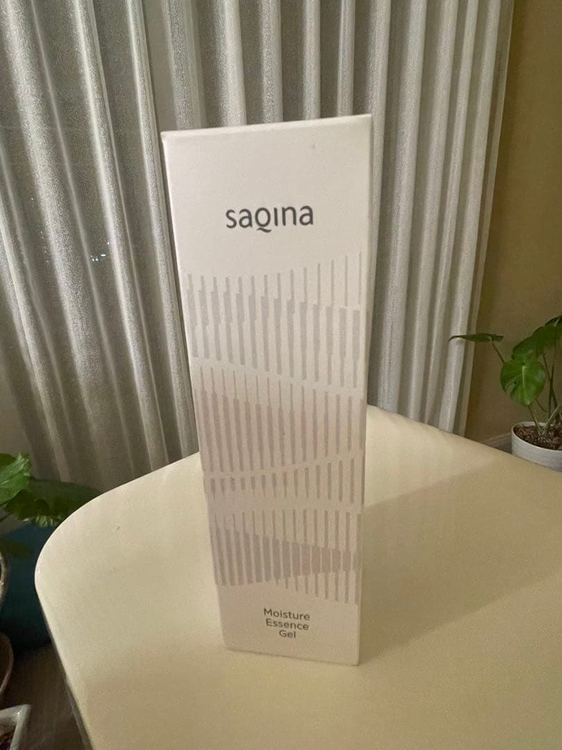 サキナエステマシン　＋　モイスチャーエッセンスジェルN付き