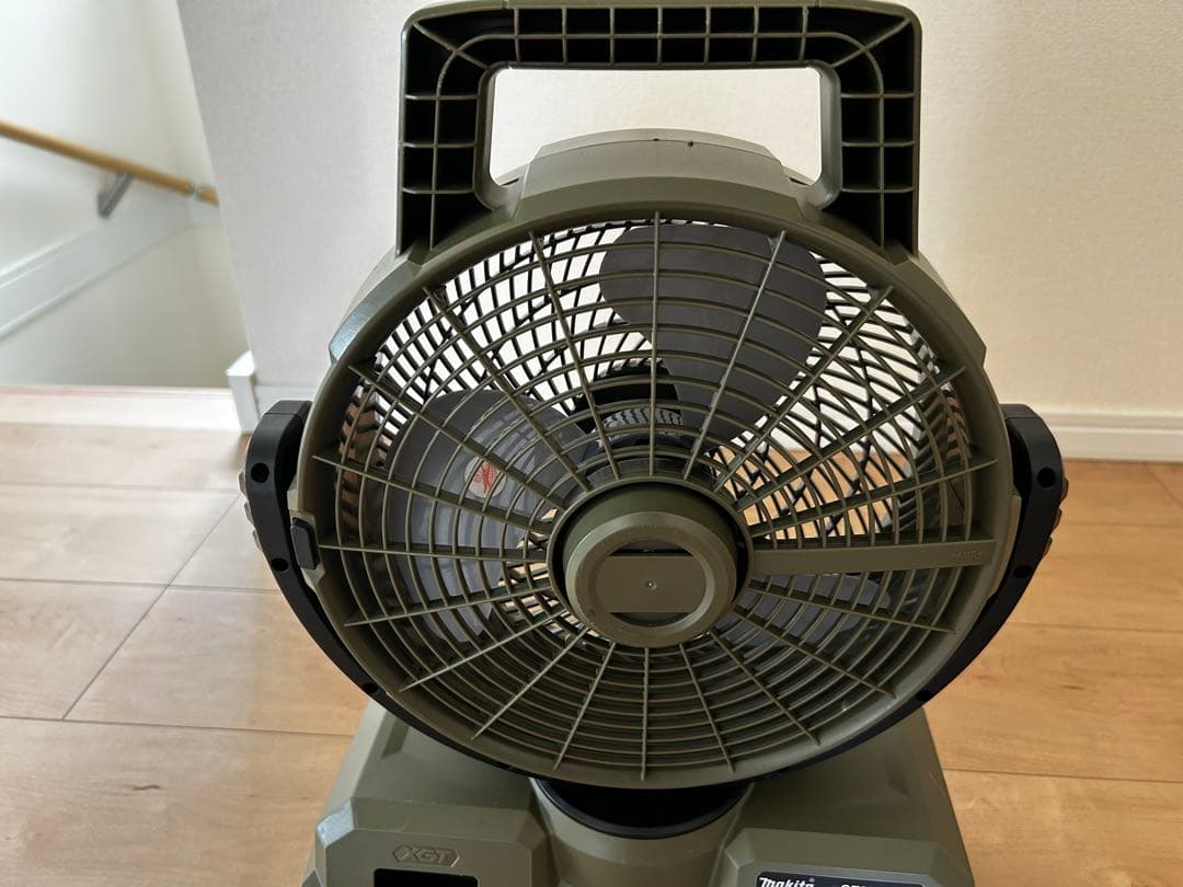 （中古）Makita CF001G充電式ファン オリーブ　　40Vmax