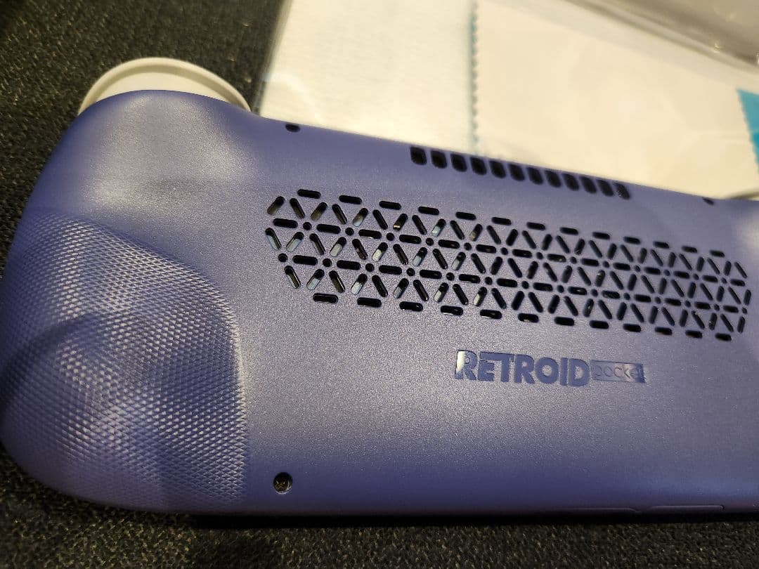 Retroid Pocket 5　GCカラー