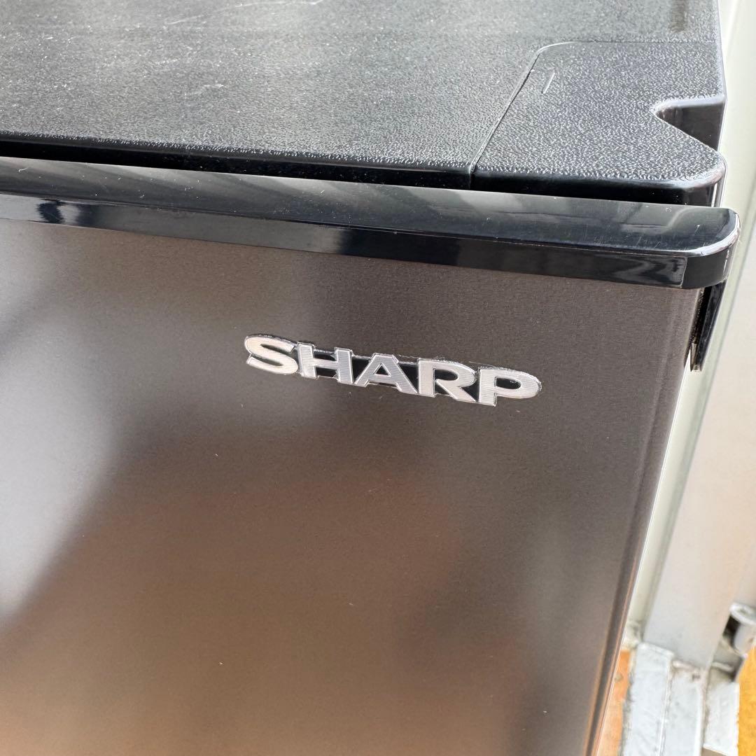 C7521★2022年製美品★シャープ 冷蔵庫 右.左開き 一人暮らしブラック系