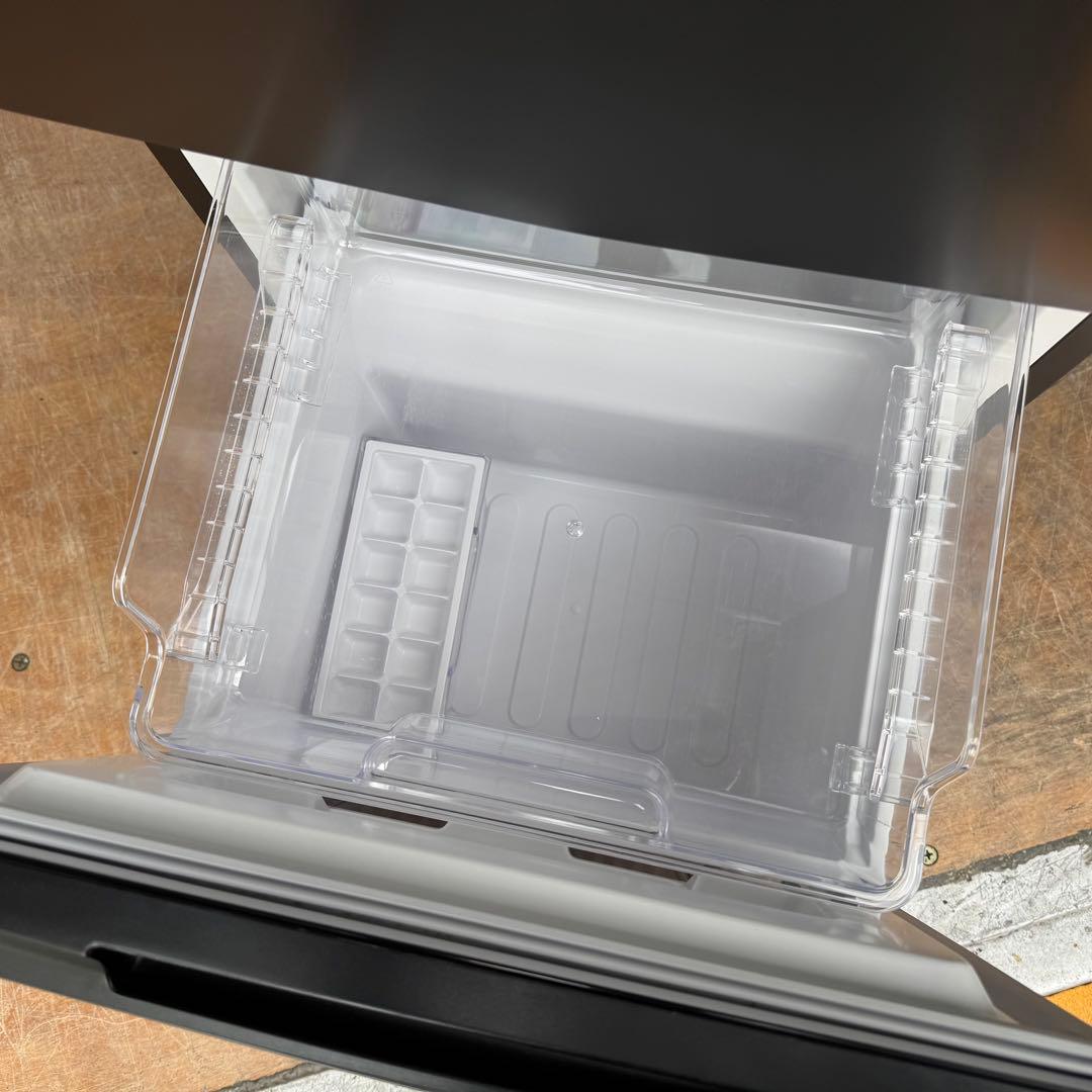 C7521★2022年製美品★シャープ 冷蔵庫 右.左開き 一人暮らしブラック系