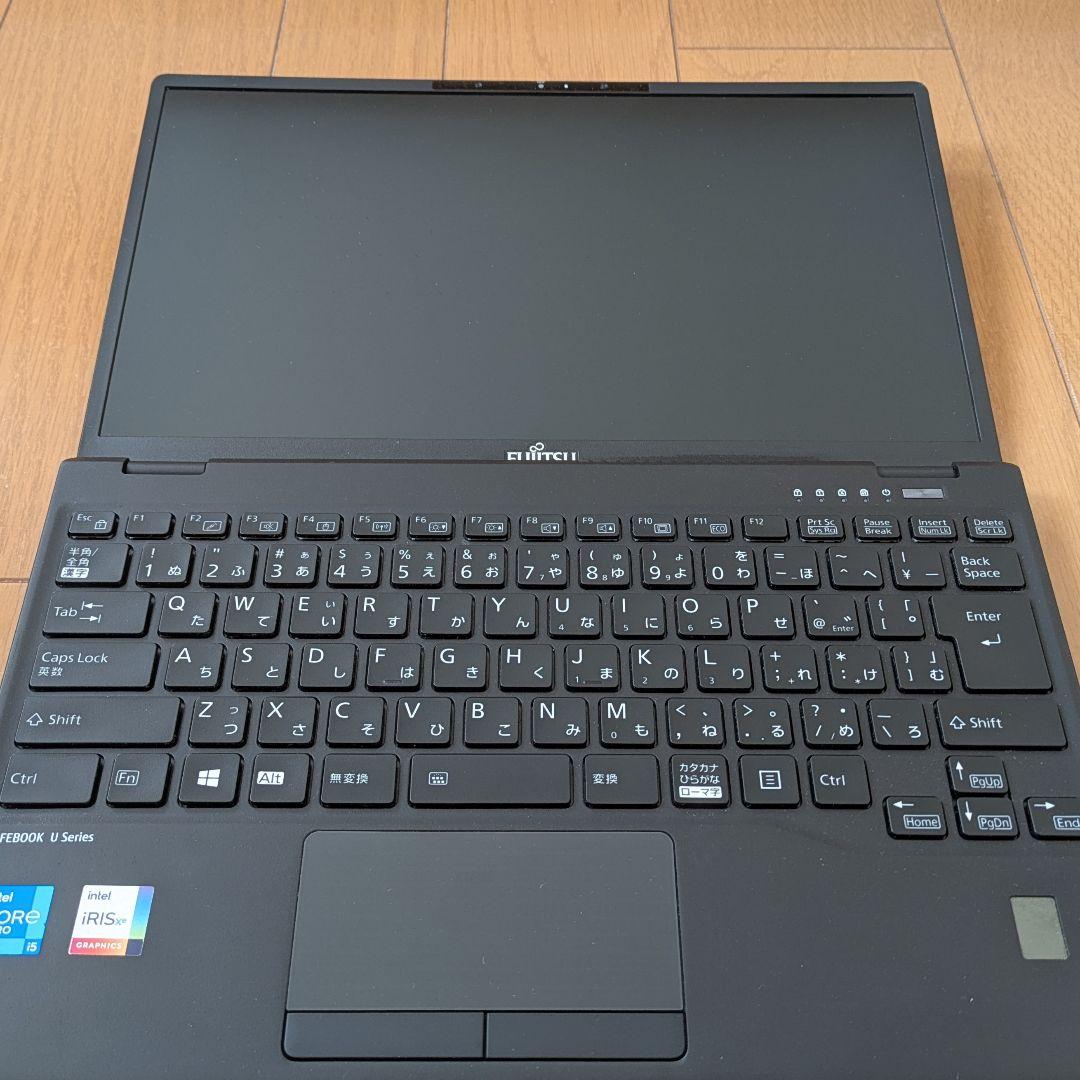 FUJITSU LIFEBOOK U9311/F　Core i5 1145G7