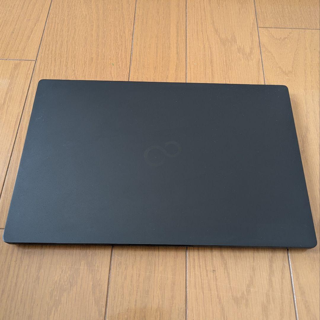 FUJITSU LIFEBOOK U9311/F　Core i5 1145G7