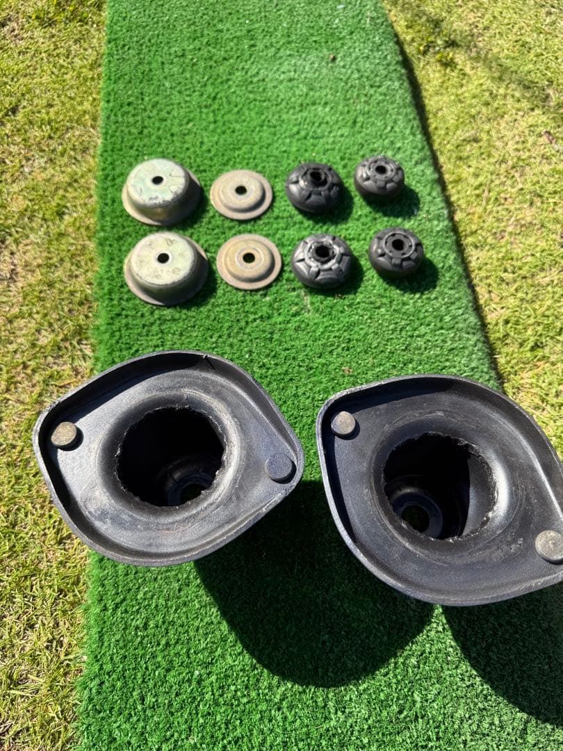 moo NAロードスター アッパーマウント