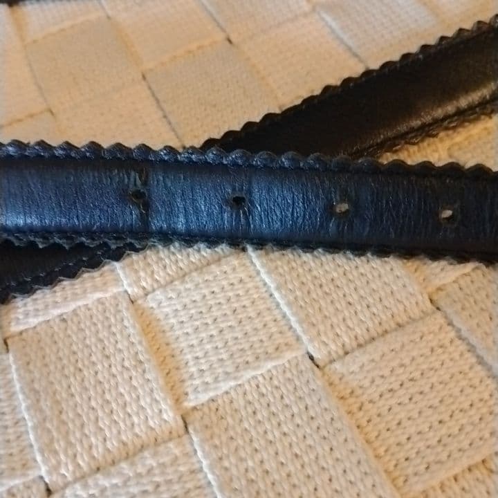 CHANEL　ヴィンテージシャネル細ベルト