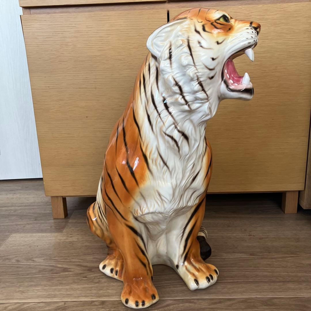 豹　イタリア製　陶器の置物