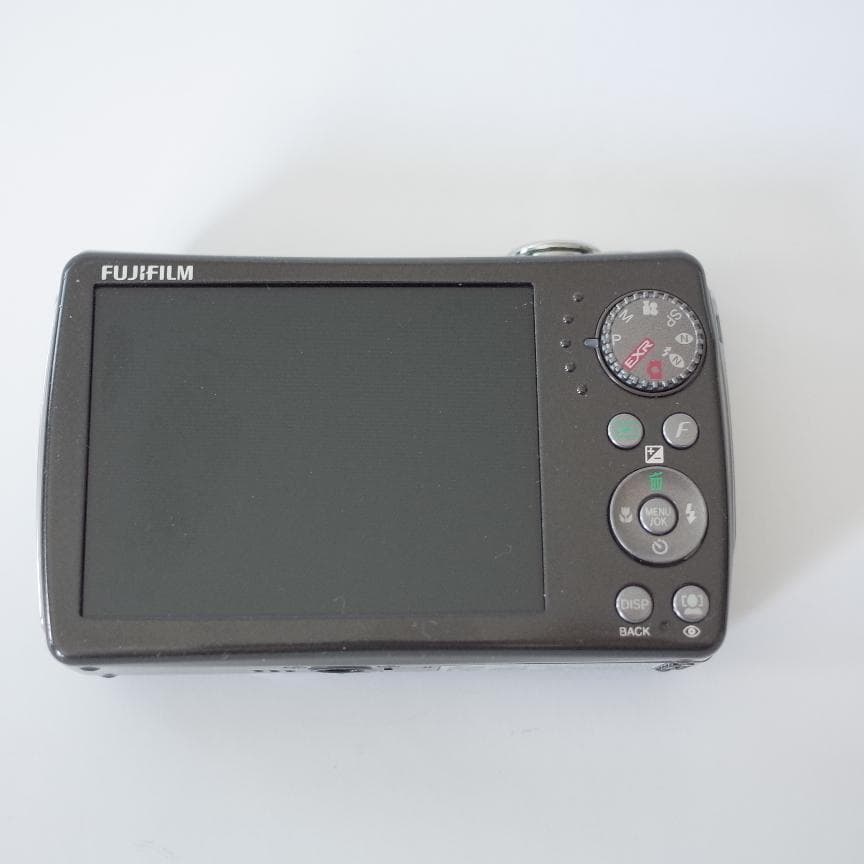 Fujifilm FinePix F200EXR コンパクトデジタルカメラ 美品