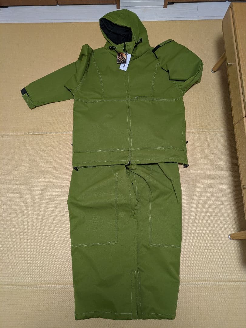 【新品、タグ付き】HIMASS MANIA スノーボードウェア上下ハイマスマニア