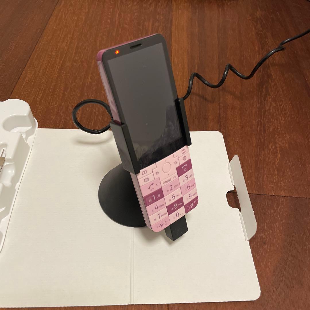 携帯電話本体 INFOBAR xv CHERRY BERRY