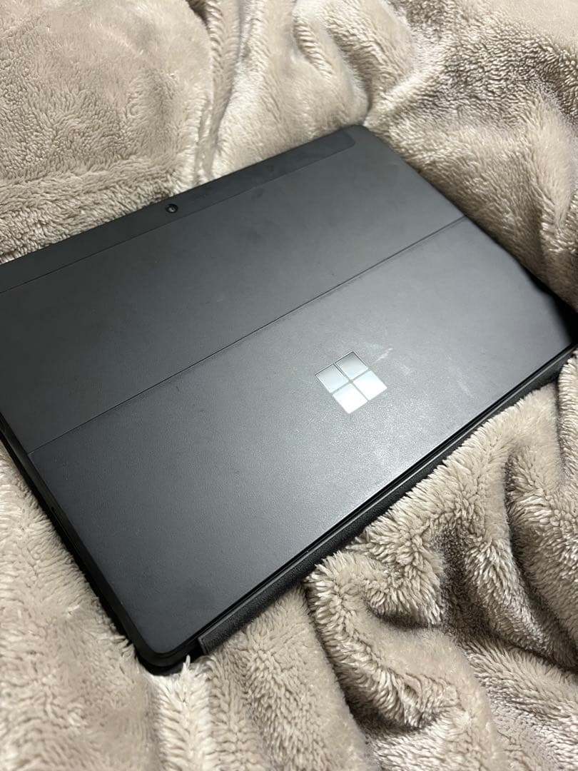 【金額交渉可能】Surface go3 (充電器無)
