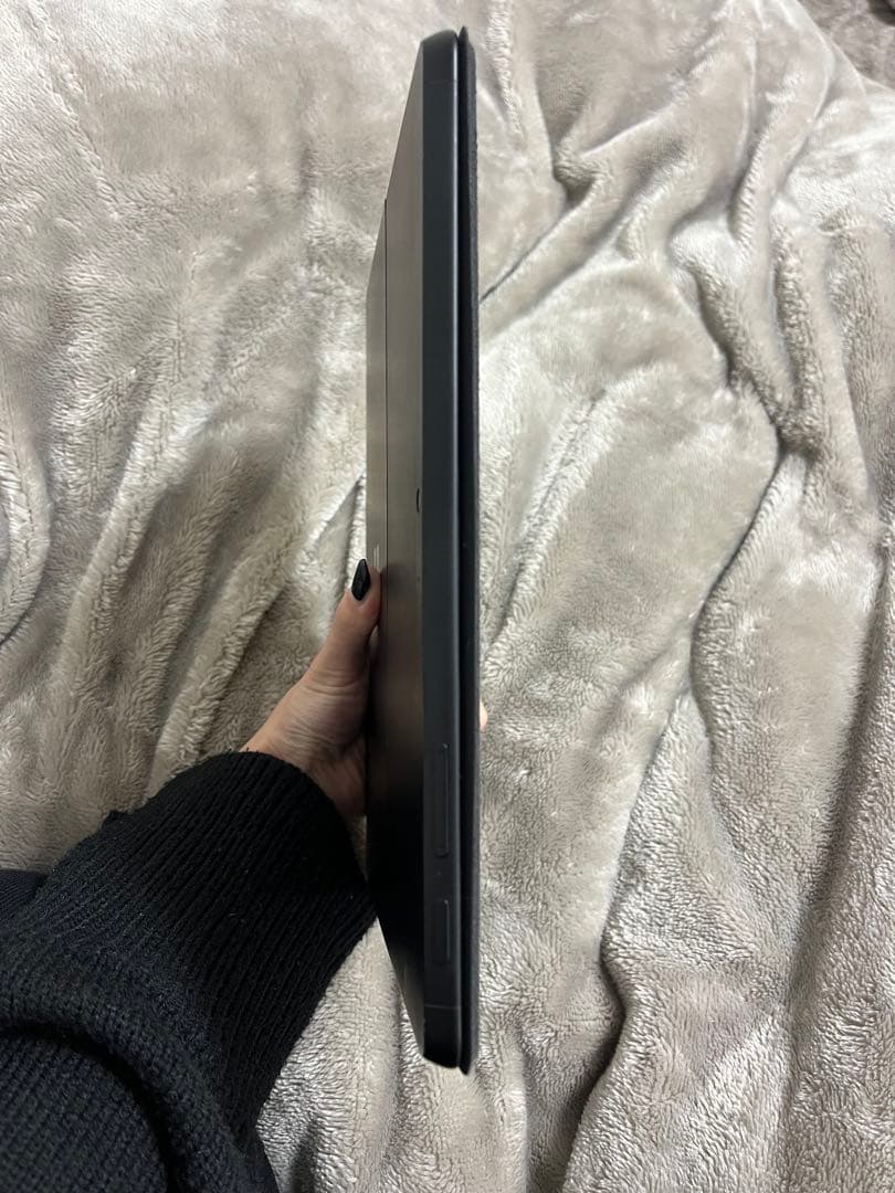 【金額交渉可能】Surface go3 (充電器無)