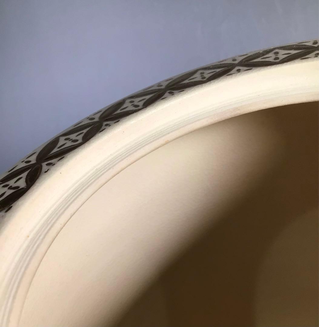 Ｎ９９６　水指　『鳴滝窯　橋本城岳造』『金彩色絵春秋草花文』　共箱　茶道具