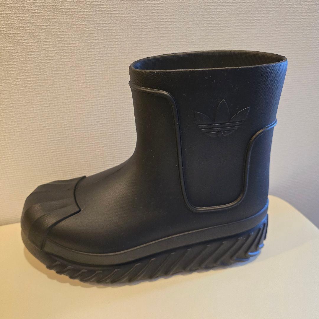 adidas アディフォーム SST ブーツ / ADIFOM SST BOOT