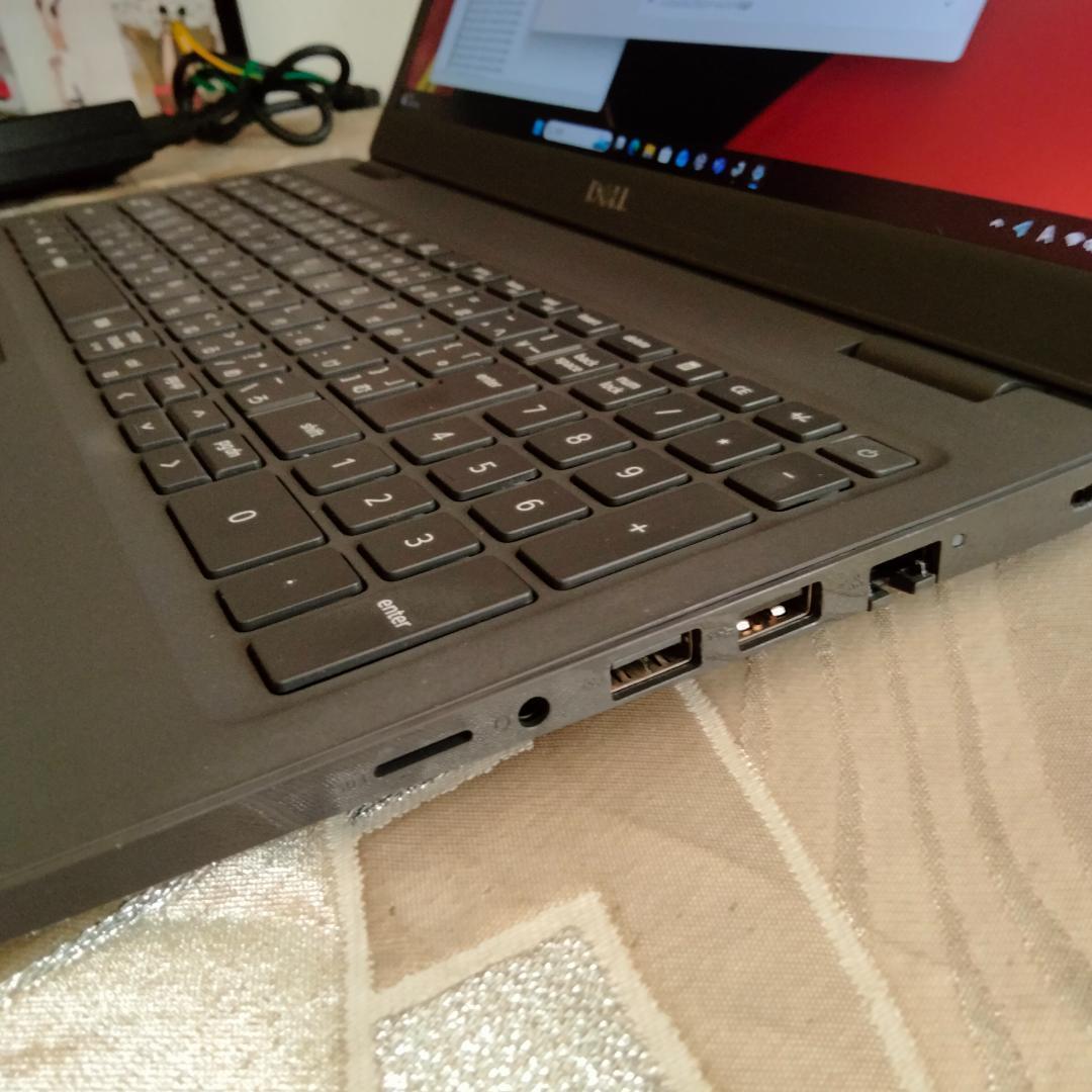 15インチ 1920x1080 10世代 i5 256G 8G DELL