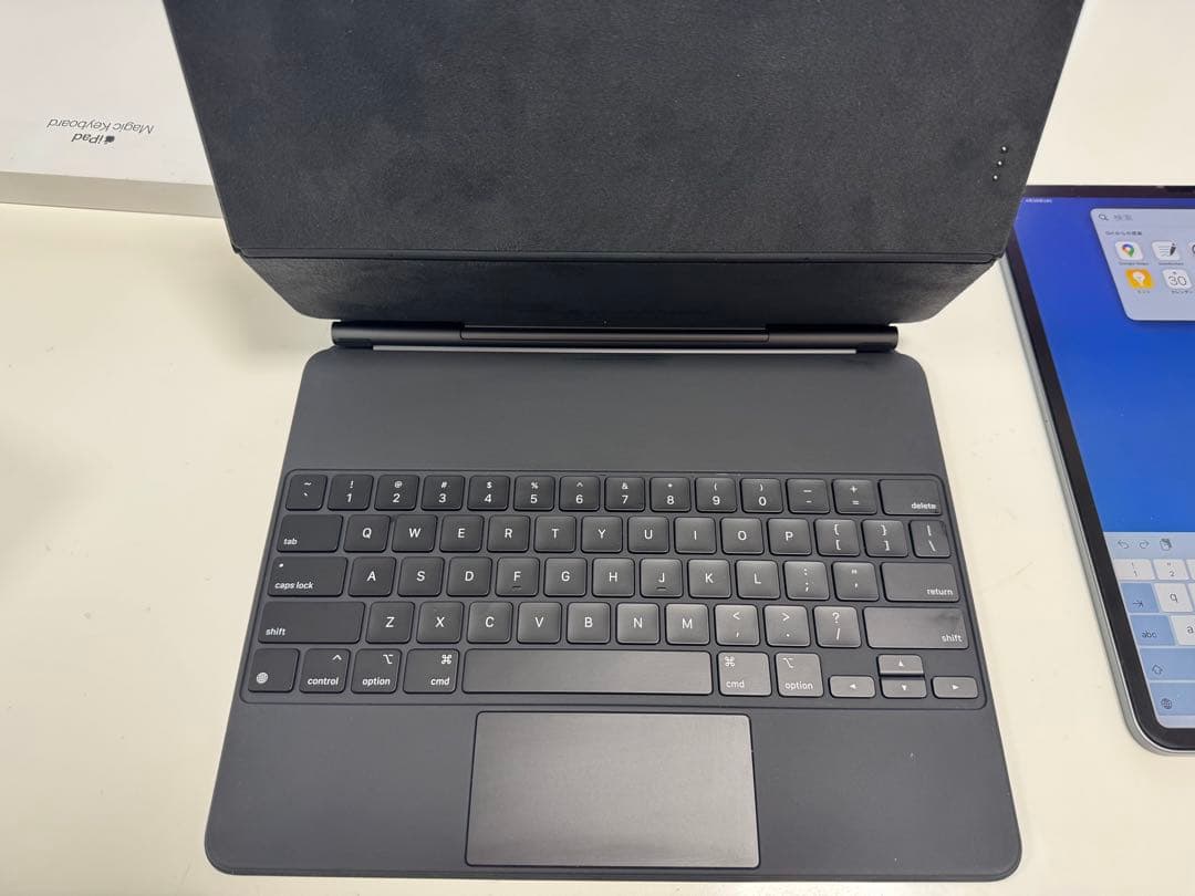 iPadPro12.9インチ第4世代256GB＋MagicKeyboard