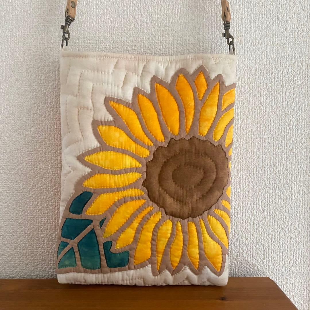 まっちゃん◆ハワイアンキルト◆ショルダーバッグ◆ひまわり