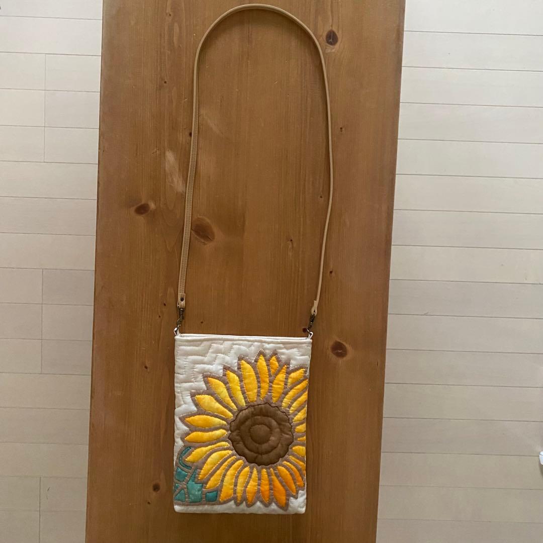 まっちゃん◆ハワイアンキルト◆ショルダーバッグ◆ひまわり