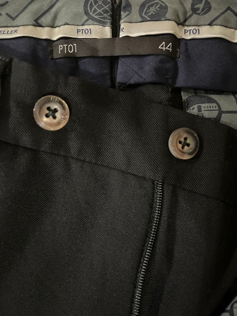 美品 PT01 ピーティゼロウーノ スラックス　ブラック Traveller
