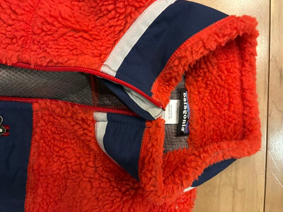 パタゴニア patagoniaレトロXベストMレッドフリースアウターインナー古着