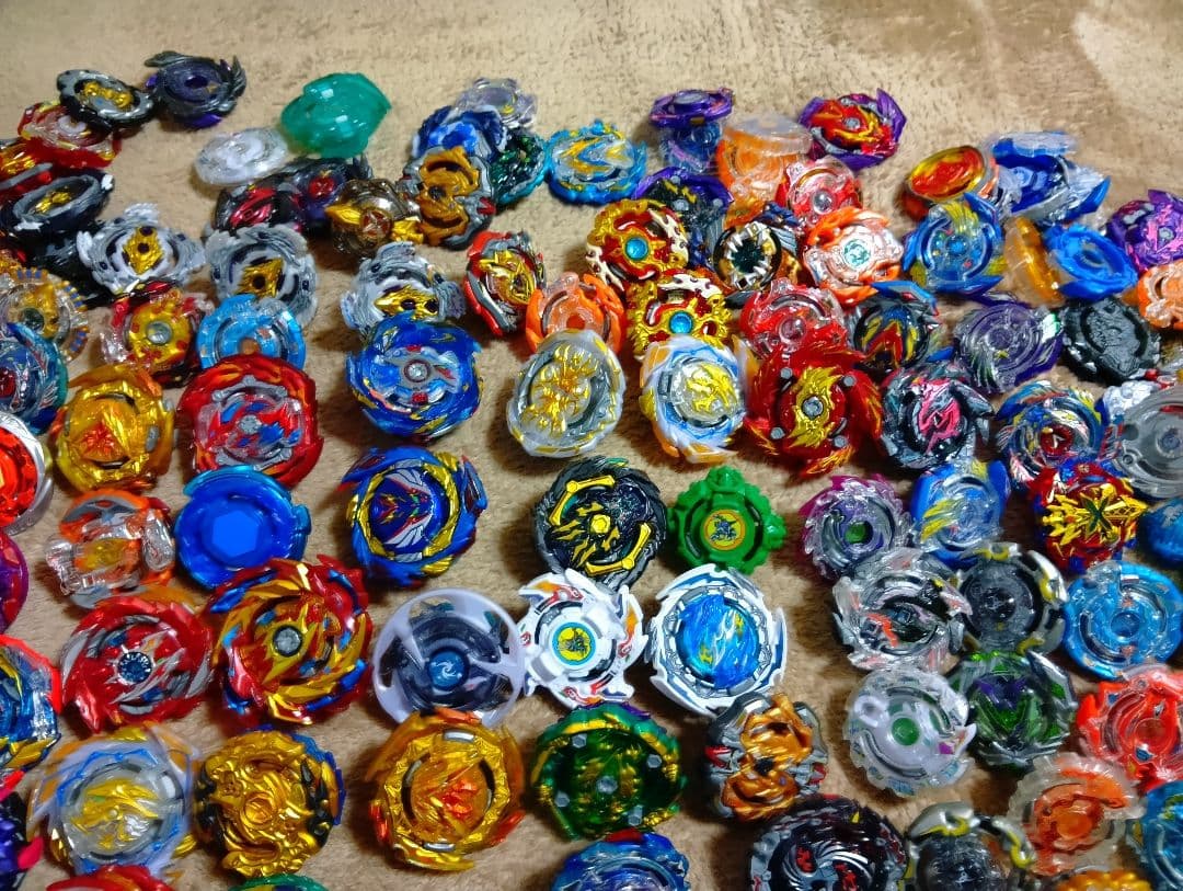 ベイブレードバースト　まとめ　大量　ロアバハムート　ベイブレード