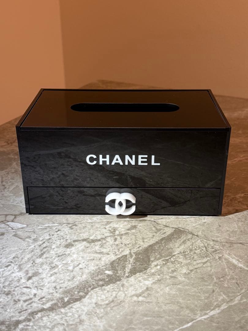 シャネル　CHANEL ノベルティ　ティッシュケース　アクリル　コスメ　非売品