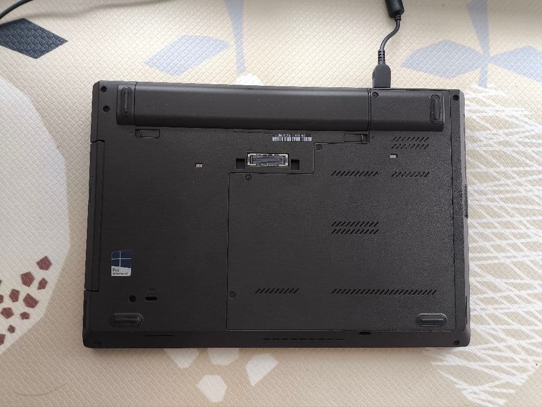 ThinkPad L440（Core i7, メモリ8GB, SSD＋HDD）