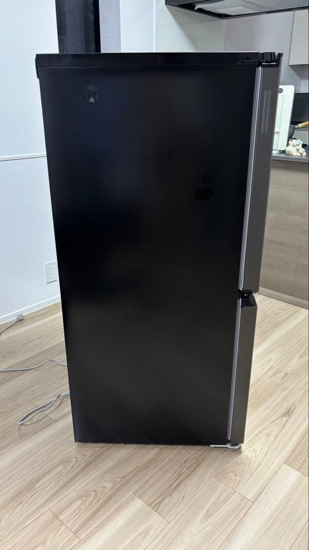 【美品】シャープ 冷蔵庫 152L黒(マットダークグレー)